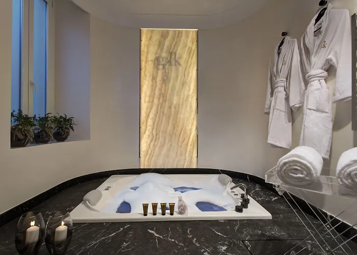 Gkk Exclusive Private Hotel